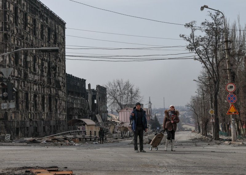 Rusija za petak najavila otvaranje humanitarnog koridora iz Mariupolja