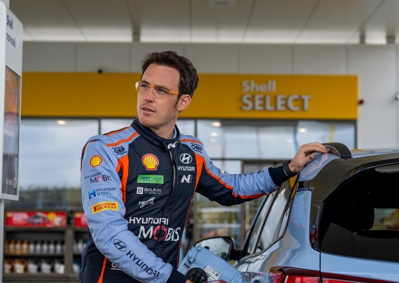 Thierry Neuville posjetio Shell postaju Ivanja Reka