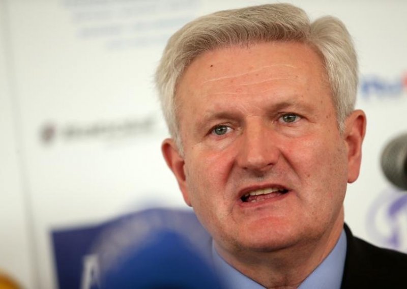 Todorić: Dogovorite se, trpimo velike štete!