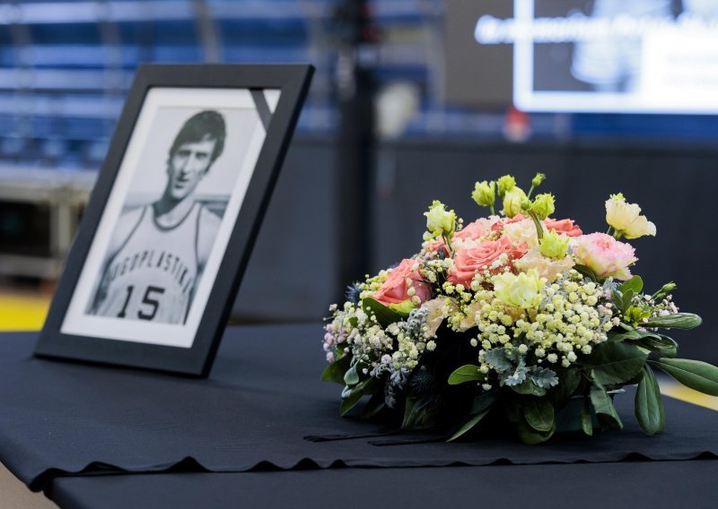 Na Gripama održana komemoracija za Petra Skansija, trofejnog košarkaša, trenera, izbornika...