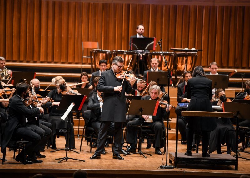 Guardian o nastupu Zagrebačke filharmonije: Žestok, vrhunski orkestar, hrvatski gosti donijeli su energiju i šarm