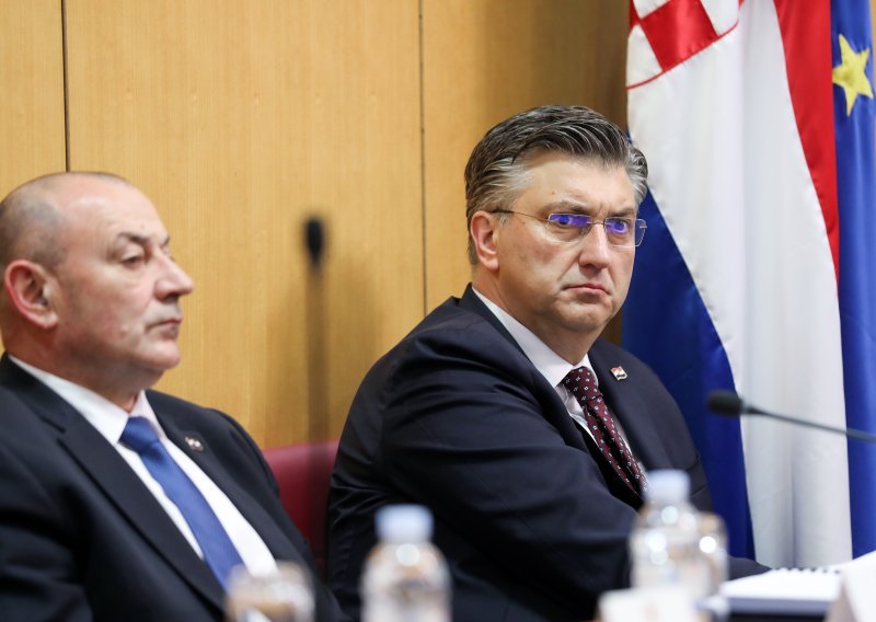 Plenković: Štetu koju je Hrvatima u BiH napravio 'karijes s Pantovčaka' neće isprati ni mostarske kiše