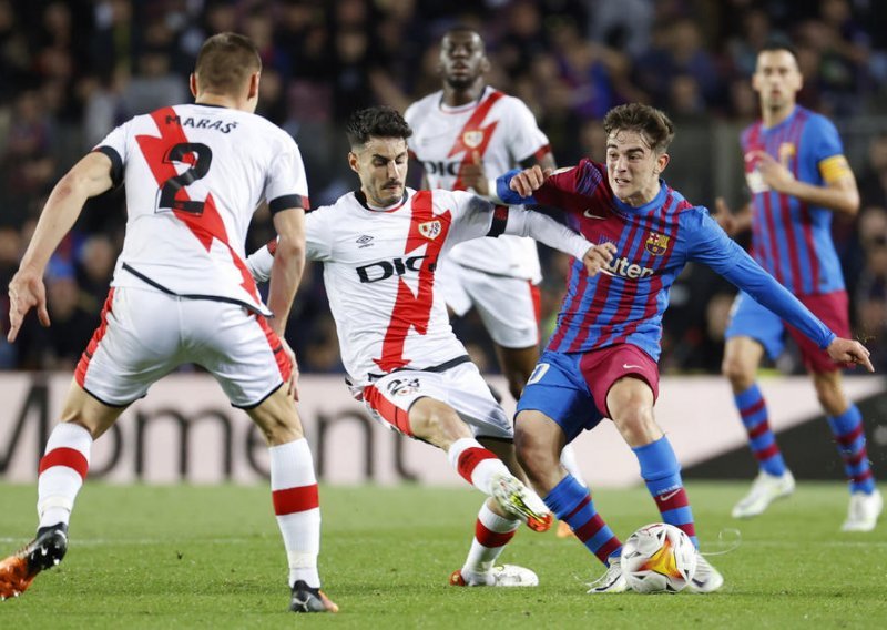 [FOTO] Barcelona je u deset dana izgubila i treću domaću utakmicu; 'mali' Rayo Vallecano opalio je novu šamarčinu posrnulom velikanu