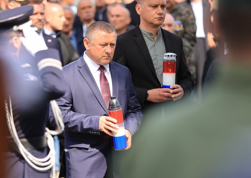 Župan Dekanić: Prometna se dogodila točno onako kako stoji u policijskom zapisniku, ostavka nije 'na stolu'