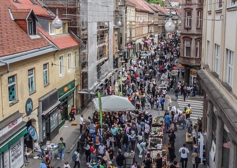 [FOTO] Projekt Q'ART okupio rijeke ljudi iz cijelog svijeta i zašarenio čitavu Ilicu, pogledajte kako je to izgledalo