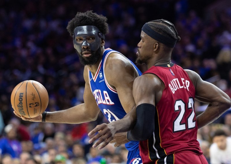 Vratio se 'maskirani osvetnik' Joel Embiid pa su njegovi Sixersi lako razbili Miami; Dallas bolji od Phoenixa