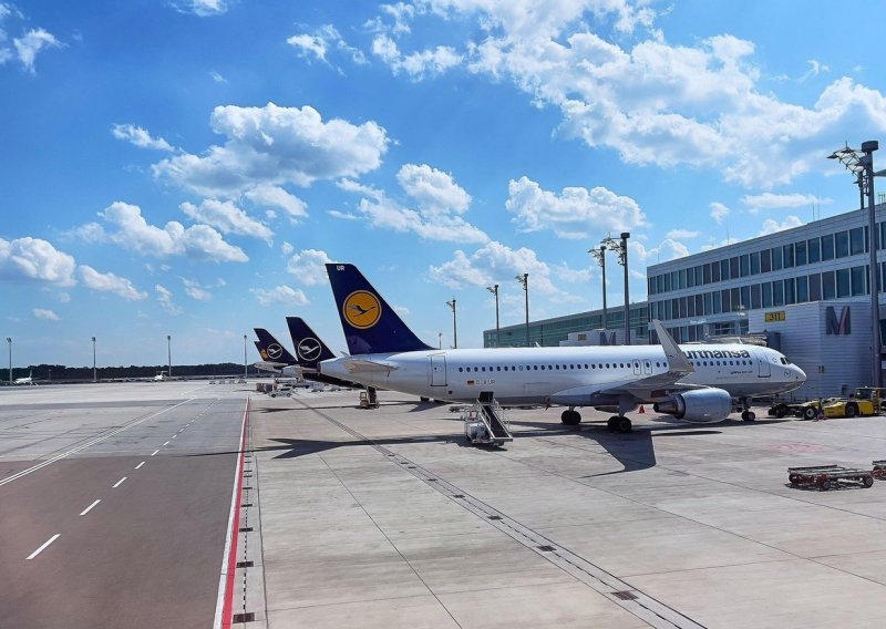 Lufthansa očekuje normalizaciju zračnog prijevoza tek 2023.