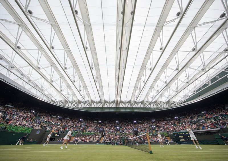 Situacija oko Wimbledona mogla bi se pretvoriti u kaos; legendarna tenisačica podigla glas te upitala najveće zvijezde: Zbog čega vi igrate?