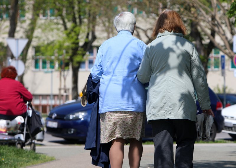 Ovrhe nad umirovljenicima više neće provoditi HZMO, evo tko preuzima sav posao