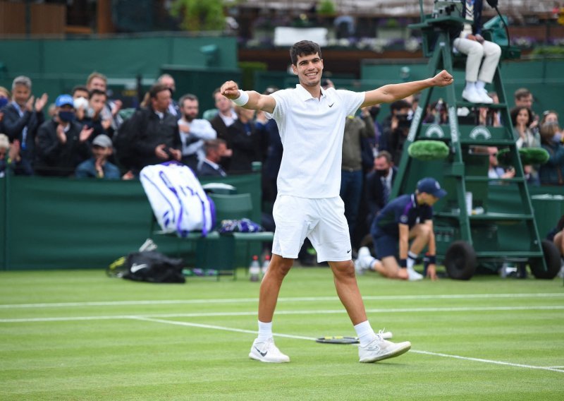 Carlos Alcaraz uoči Wimbledona ispalio 'bombu' i tako poslao upozorenje najboljima; mladi Španjolac puca od samopouzdanja