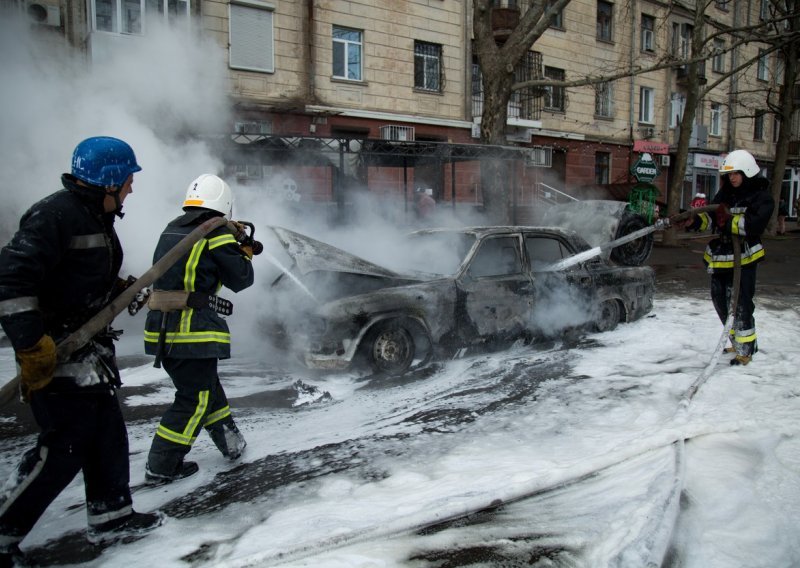 Rusija raketirala Mikolajiv, ubijene dvije osobe, 20 ranjeno