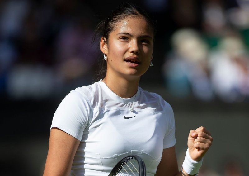 Emma Raducanu otvorila Wimbledon s nakitom od čije će vam se cijene zavrtjeti u glavi