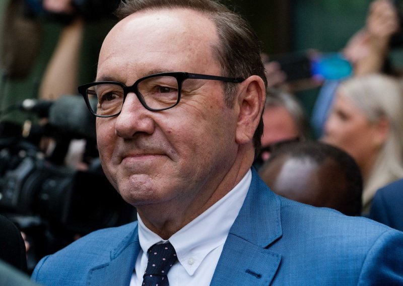 Kevin Spacey stigao na otok u Dalmaciji, dočekao ga je Jakov Sedlar