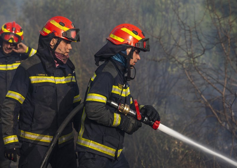 Glavni vatrogasni zapovjednik: Ne dopustimo da prizori vatrene stihije koje vidimo u susjednim zemljama postanu i naša svakodnevica