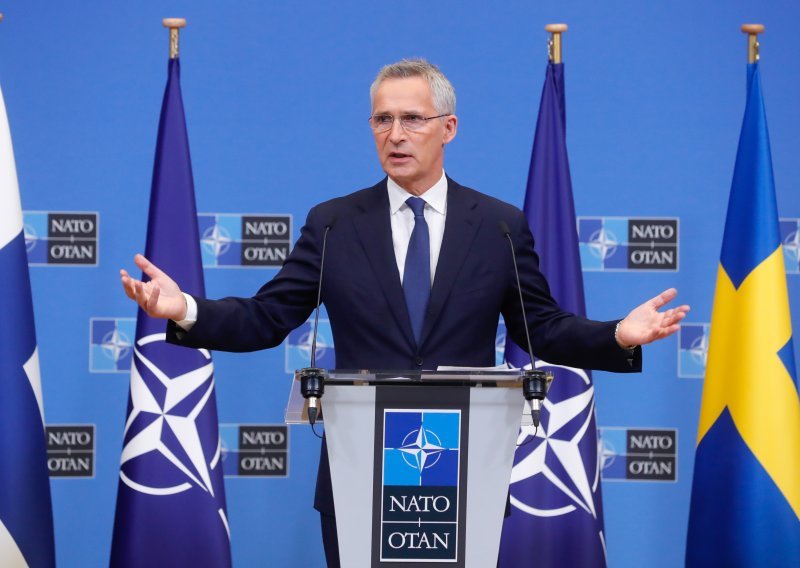 Stoltenberg: Ovo je povijesni trenutak. S 32 nacije za stolom, bit ćemo još jači