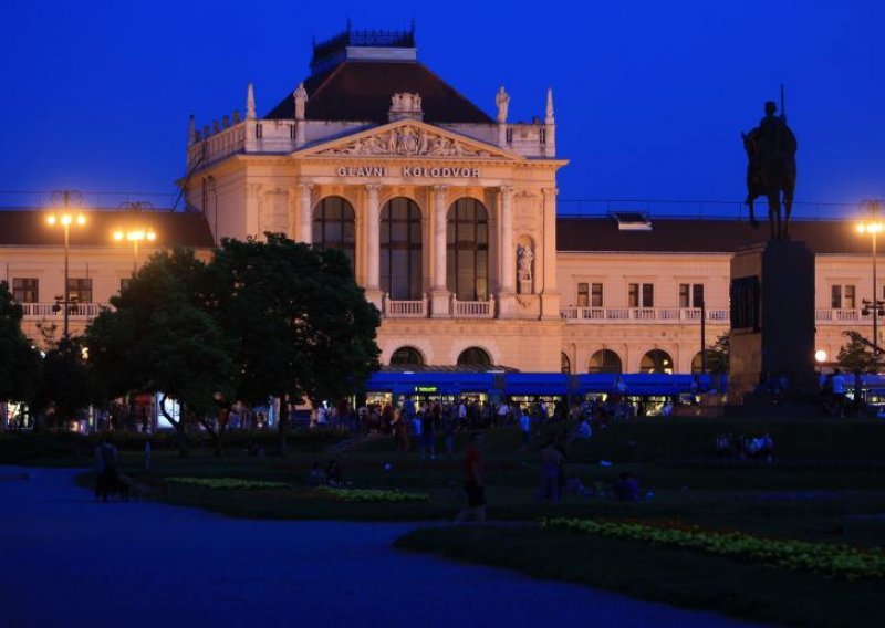 Na bubanj idu zgrade HŽ-a, Glavni kolodvor se iznajmljuje