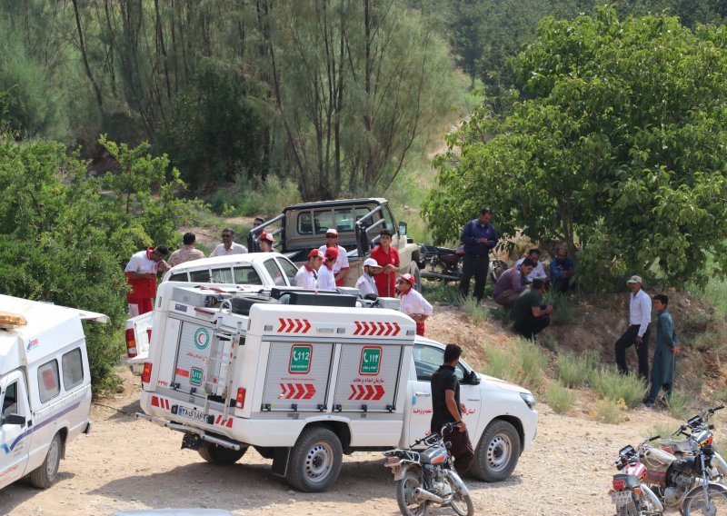 U poplavama na jugu Irana poginula najmanje 21 osoba