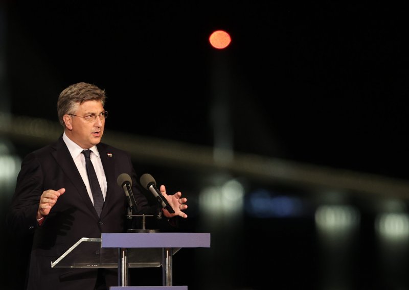 Plenković: Ovo je povijesni dan za Hrvatsku, ostvarili smo svehrvatski i nadstranački projekt