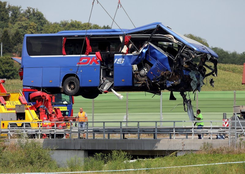 Još deset Poljaka vraća se kući nakon stravične nesreće autobusa u Hrvatskoj, još uvijek nije identificirano troje poginulih