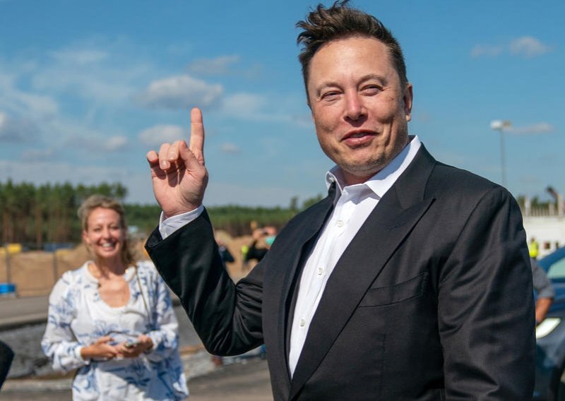 Musk mijenja ploču: 'Civilizaciji prijeti urušavanje ako se zaustavi korištenje nafte i plina, solarna energija ne može riješiti probleme'