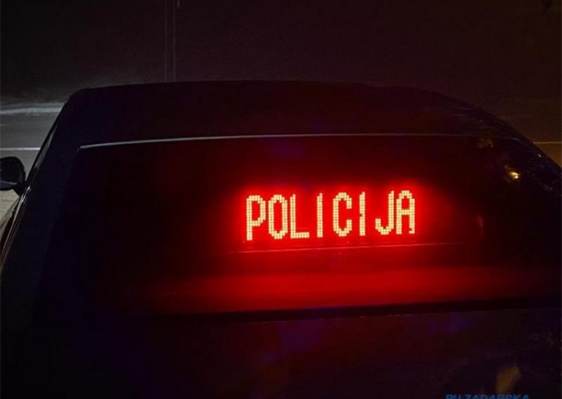 Autom bježao policiji, istrčao i pobjegao, no uhvaćen je i prepraćen sudu