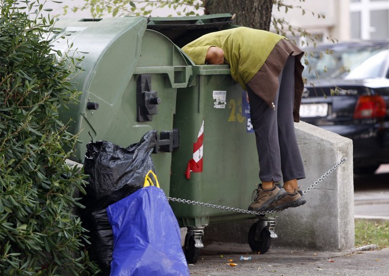 Smjer kojim ide Hrvatska je pogrešan - smatra 73 posto građana. U poretku stranaka Most je preskočio Možemo