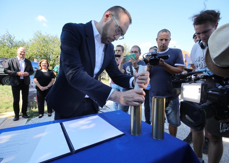 Tomašević otvorio radove na gradnji novog vrtića, za godinu dana u ovom dijelu Zagreba bit će mjesta za pet vrtićkih grupa