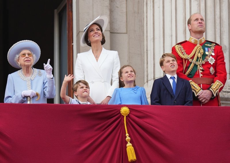 Evo što se sve mijenja za princa Williama i Kate Middleton nakon kraljičine smrti