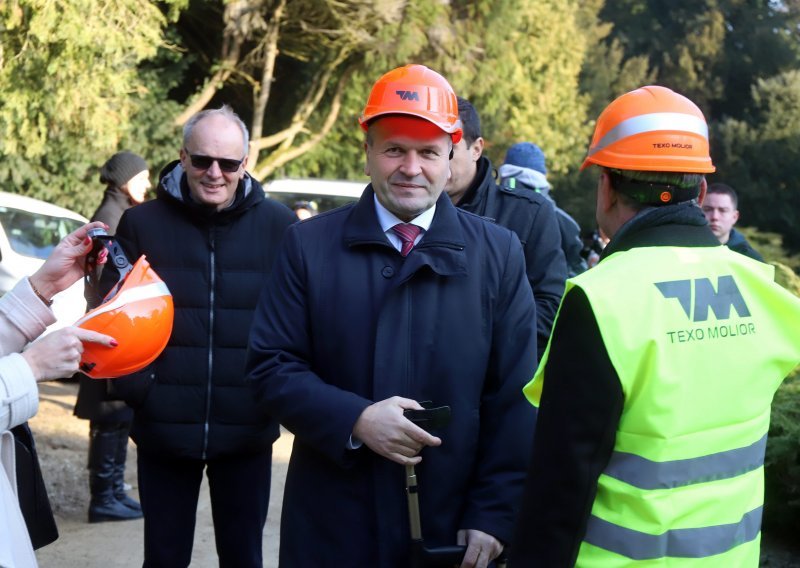 Apel Plenkoviću: Kako ćemo smanjiti vršnjačko nasilje ako se ljudi na najvišim dužnostima ponašaju kao Stričak?