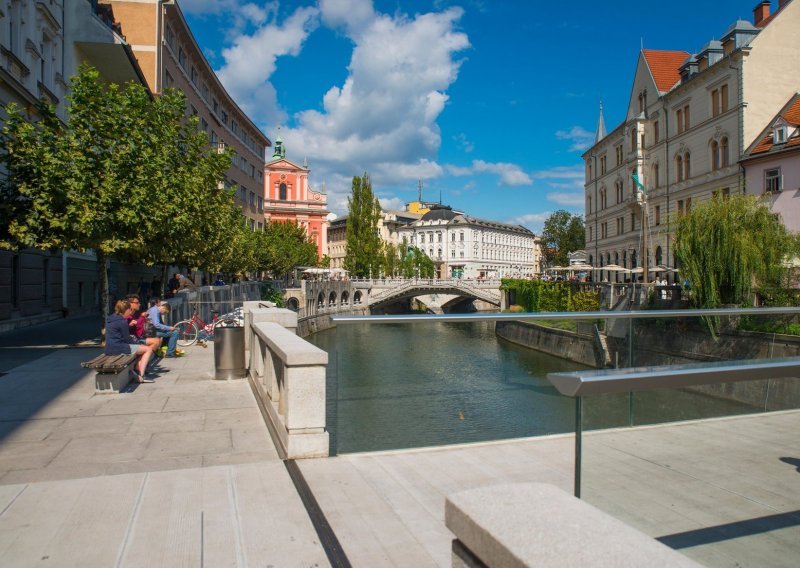 Jedan od kandidata u utrci za slovenskog predsjednika povukao kandidaturu