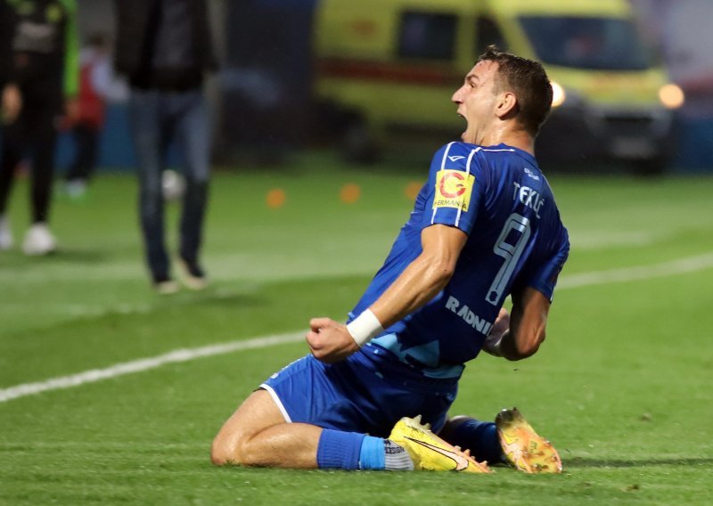 [VIDEO/FOTO] Stao odličan Osijekov niz! Velika pobjeda Varaždina, pogledajte spektakularni gol Teklića koji je upotpunio veliki preokret