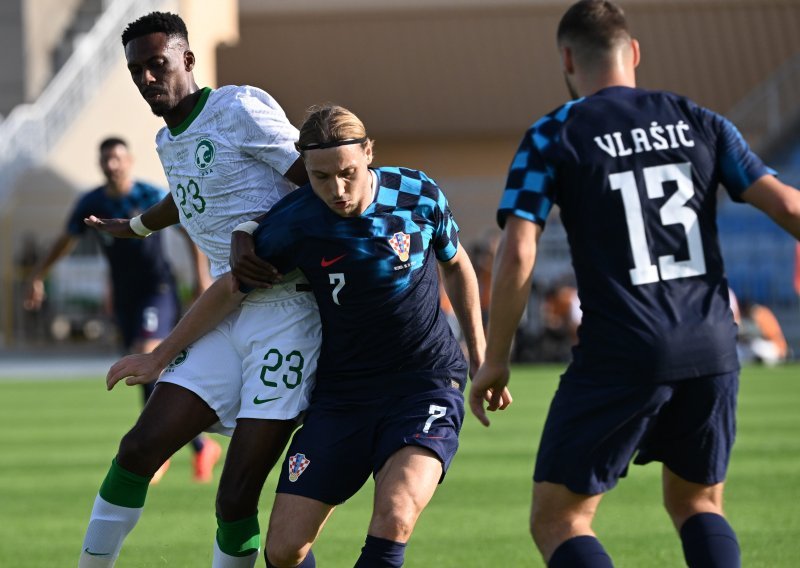 [FOTO] Hrvatska u ispremiješanom sastavu uz dosta muke pobijedila Saudijsku Arabiju! Kramarić zabio pred kraj utakmice za konačnih 1:0