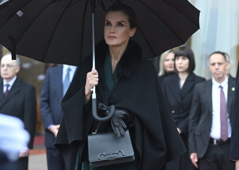 Kraljica Letizia za posjet Hrvatskoj ponovila outfit koji je nosila na misu u čast pokojnog princa Philipa