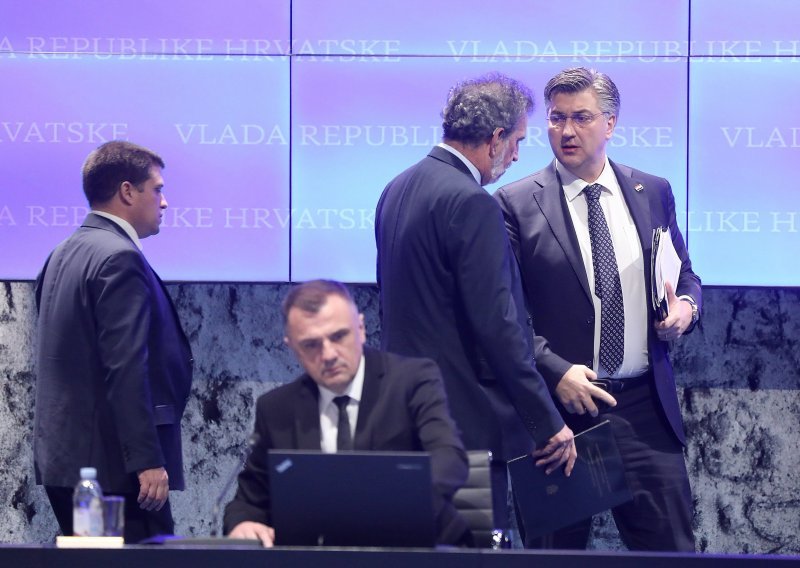 Vladin Ured za udruge bi primio izvješća udruga za 2021., no ne mogu jer im sustav nije ažuriran