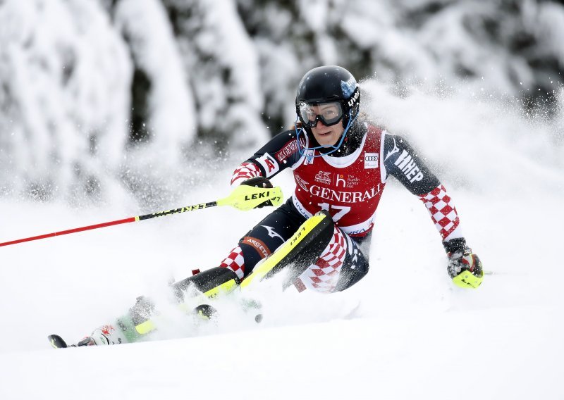 Novi veliki rezultati hrvatskih skijašica:; Leona Popović deveta, Zrinka Ljutić 15.