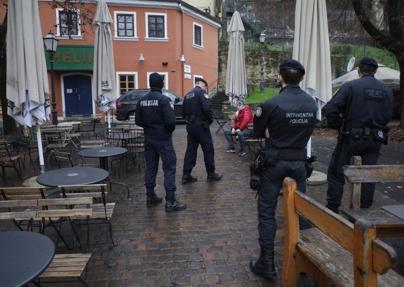 [FOTO] Pucnjava u centru Zagreba: Kod poznatog kluba u Tkalčićevoj sve je bilo puno policije, sukobile se dvije osobe