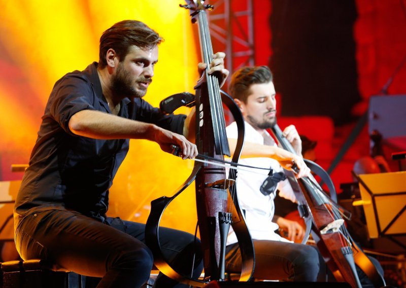 Došli su do kraja puta: Nakon deset godina 2Cellos održali posljednji koncert kao duo