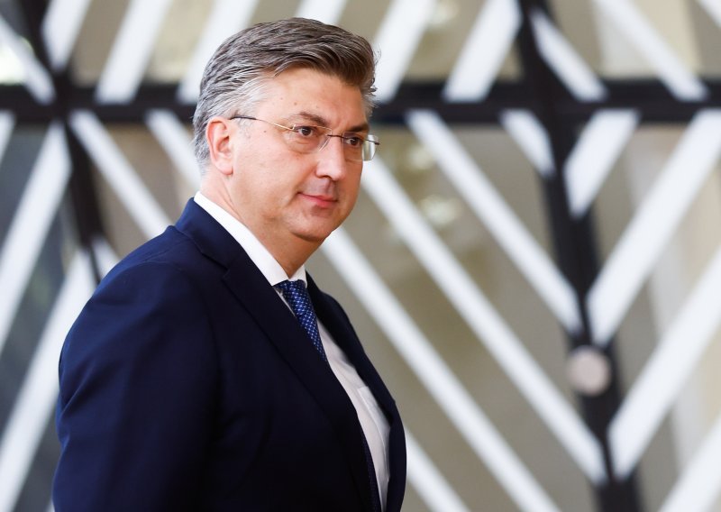 Plenković: Kandidatski status BiH možda već sad u prosincu