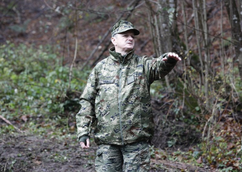 General Turkalj: Pronašli smo crnu kutiju i sve dijelove srušenog MiG-a 21