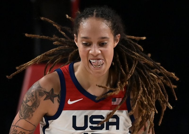 Kriza je napokon gotova; američka košarkašica Brittney Griner je na slobodi i opet će igrati u WNBA ligi!