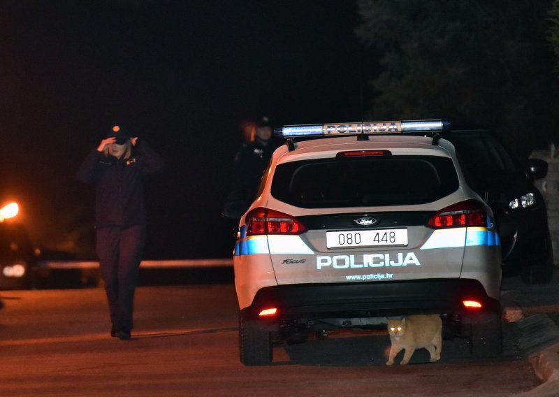 U Bjelovaru policija u prometu zatekla vozača kojem je od ranije poništena vozačka, sad je koristio tuđe tablice