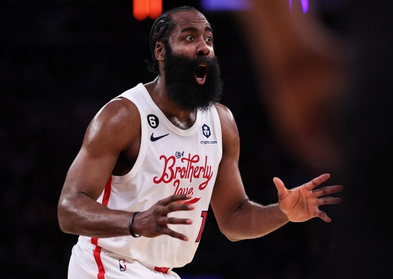 James Harden ušetao u ludoj odjevnoj kombinaciji, a onda 'razbio' Knickse; Dallas na krilima Dončića svladao Lakerse