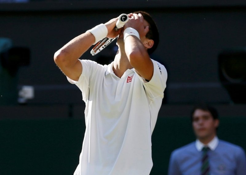 Đoković slomio Federera u čudesnom finalu Wimbledona!