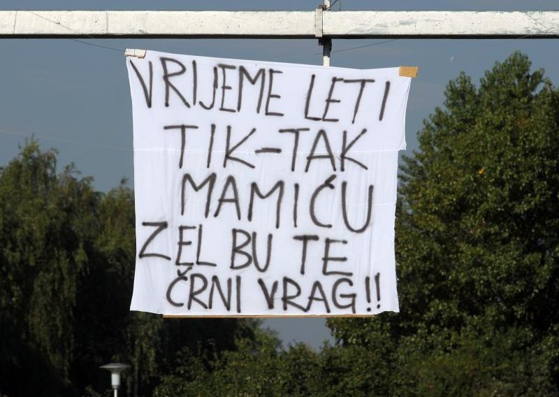 Nova poruka Mamiću: Vrijeme leti tik-tak...