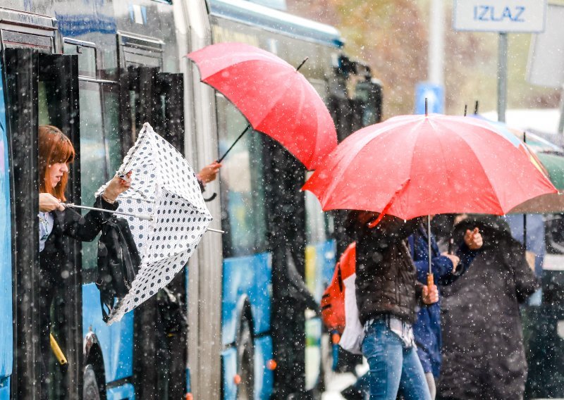 Za vikend nas čeka vrlo promjenjivo vrijeme, a za nedjelju pripremite još topliju odjeću - stiže zahladnjenje