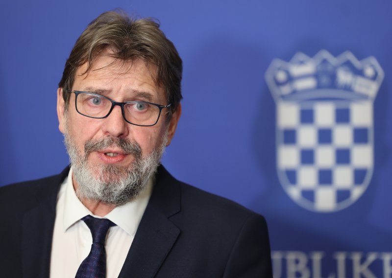 Žigmanov o susretu Plenković - Vučić u Davosu: Pozitivan i ohrabrujuć sastanak