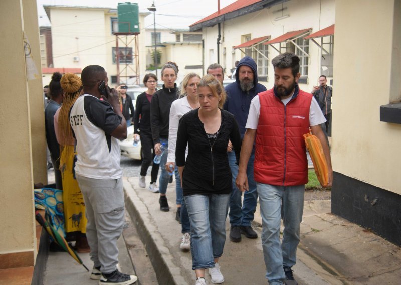 Novi obrat u slučaju posvojenja iz DR Konga: Osmero hrvatskih državljana bi moglo biti deportirano iz Zambije?