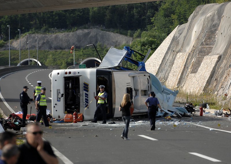 Eight die, 44 injured in Czech bus accident on Croatian motorway