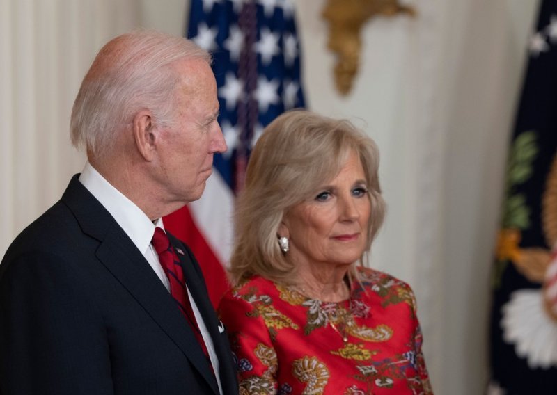 Jill Biden stiže na Grammy: Nije jedina prva dama koja se pojavila na toj dodjeli