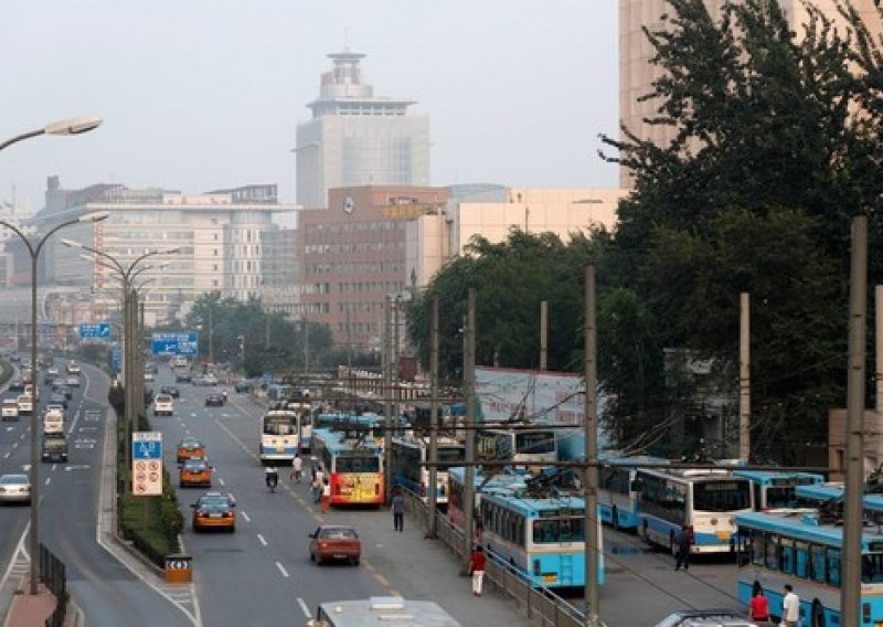 Peking kaže da bi se SAD trebao 'prestati miješati' u pitanje Tajvana